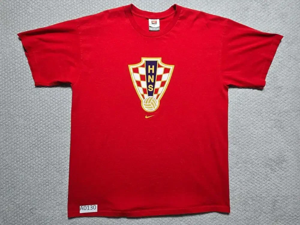 Nike Croatia HNS National Soccer Team Graphic T-Shirt Red